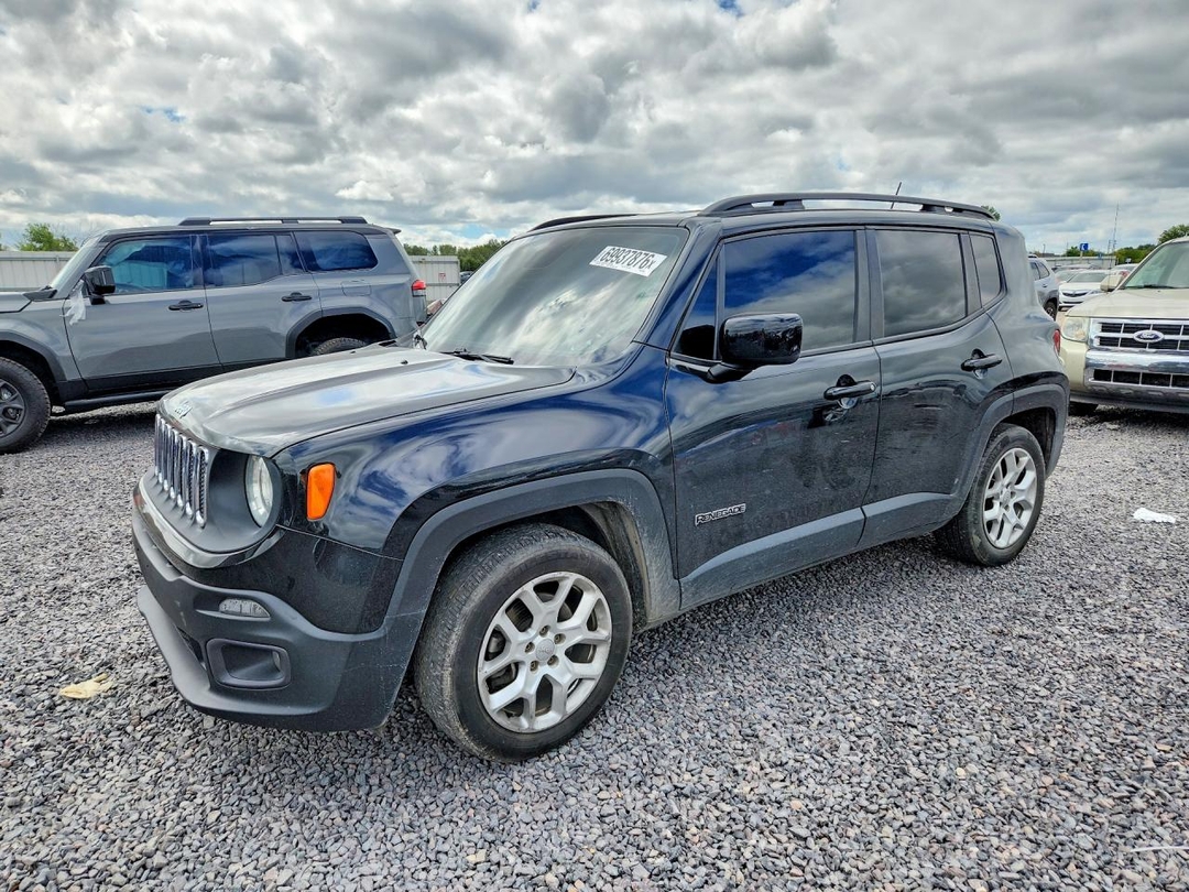 Vue de 2015 JEEP RENEGADE LATITUDE, angle 1
