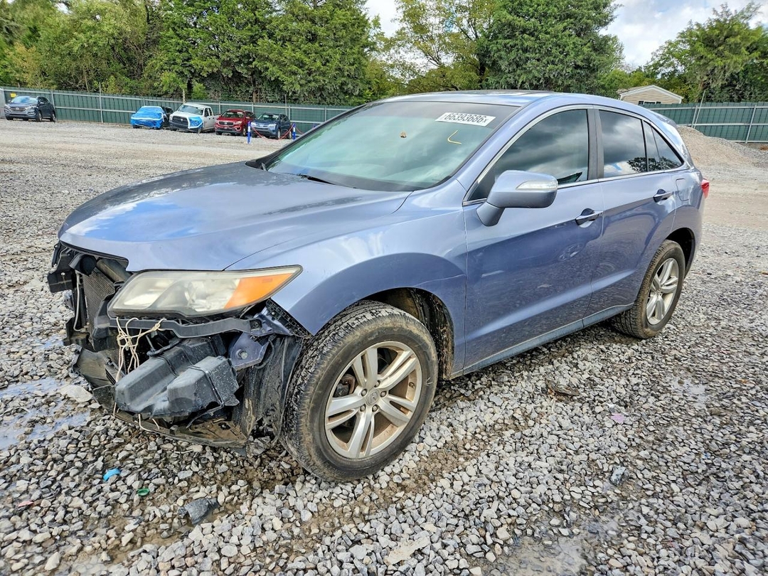 Vista de 2014 ACURA RDX, ángulo 1