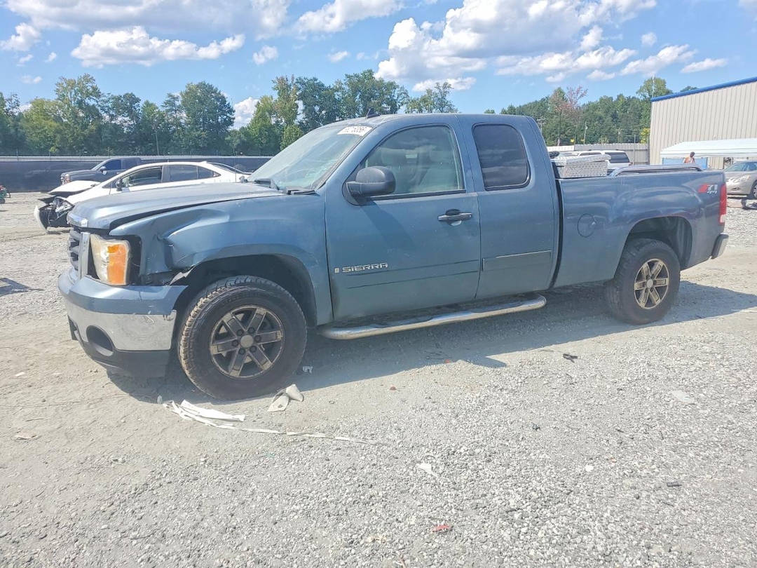 Vue de 2008 GMC SIERRA K1500, angle 1