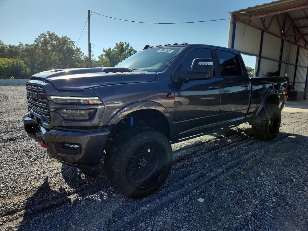 Vista de 2025 RAM 2500 LIMITED, ángulo 1
