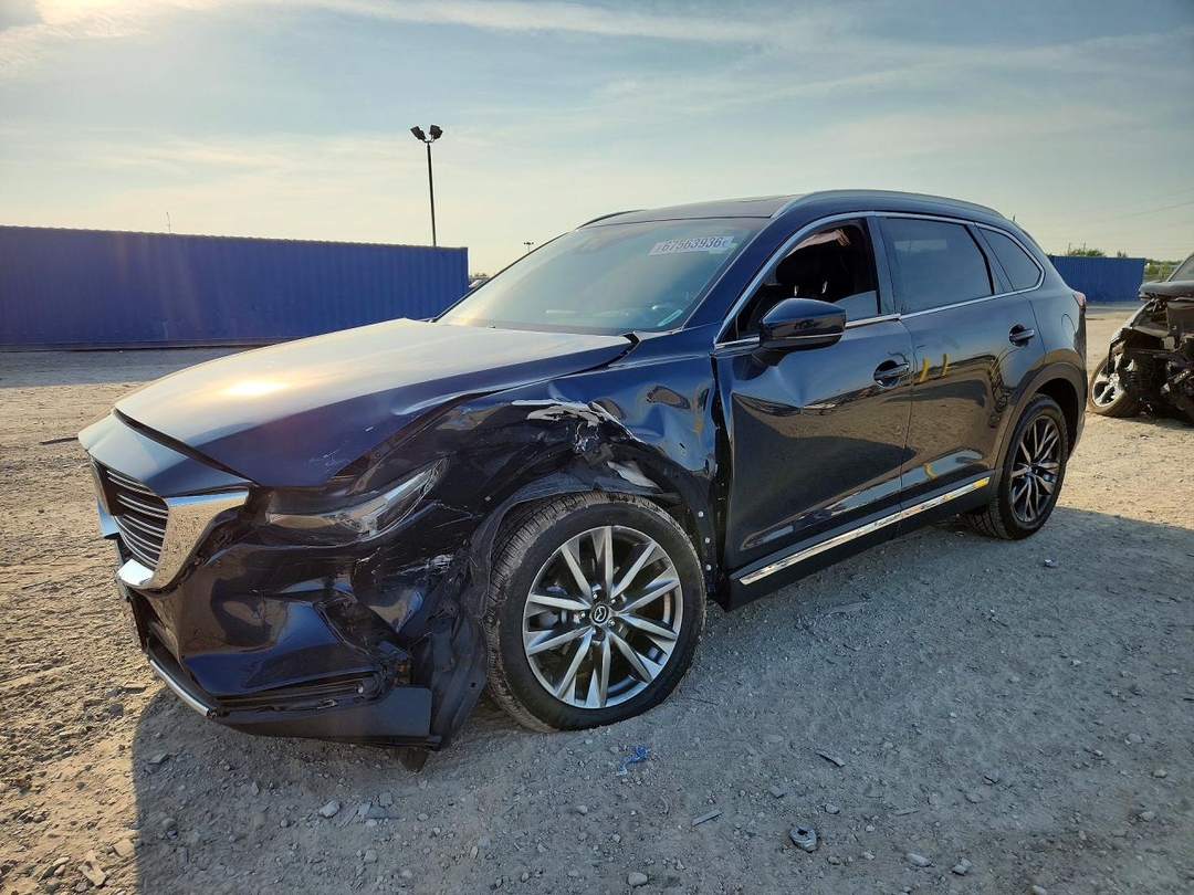 Vue de 2017 MAZDA CX-9 GRAND TOURING, angle 1