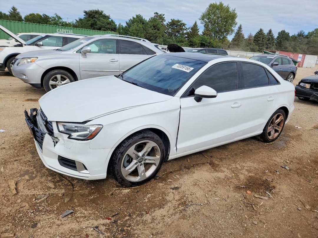 منظر 2017 AUDI A3 PREMIUM، زاوية 1