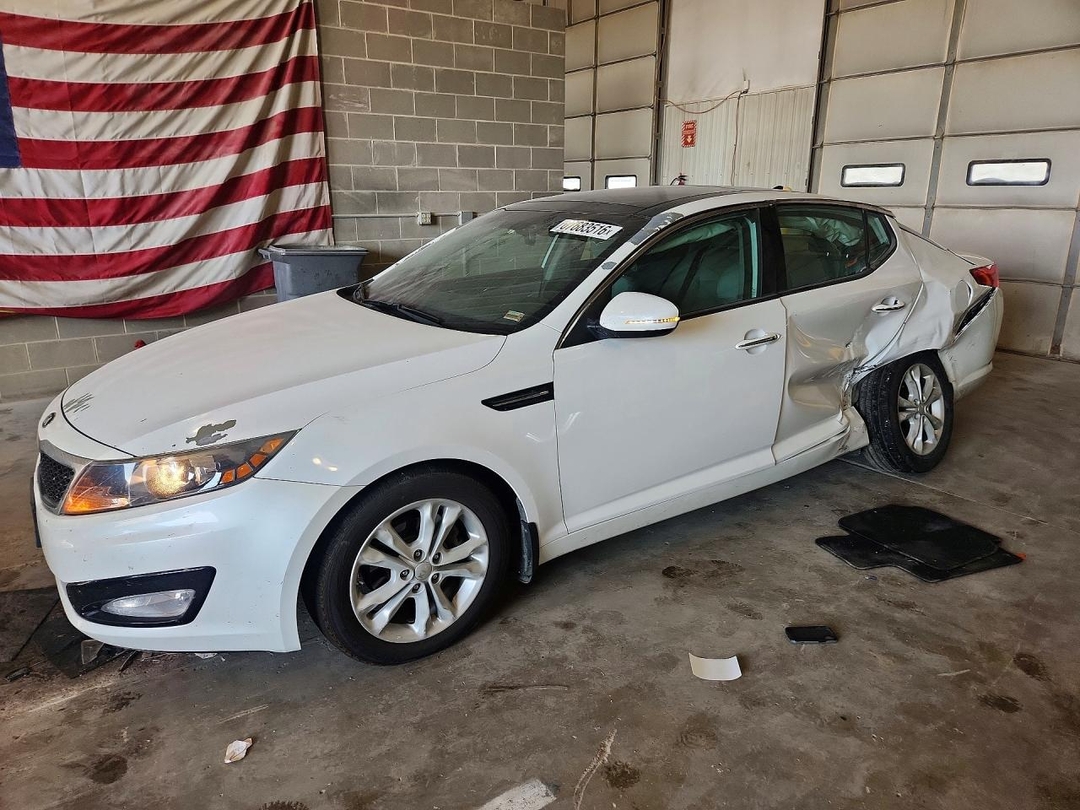 Vista de 2013 KIA OPTIMA EX, ángulo 1