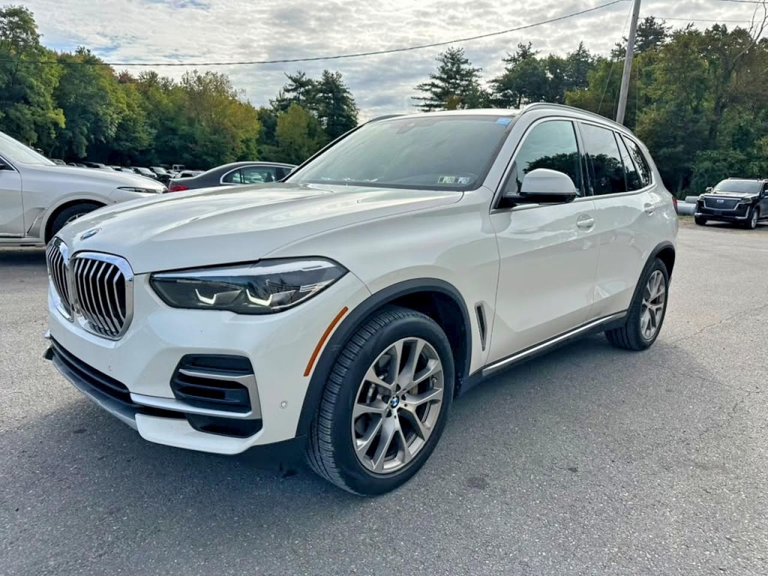 Vue de 2023 BMW X5 XDRIVE40I, angle 1