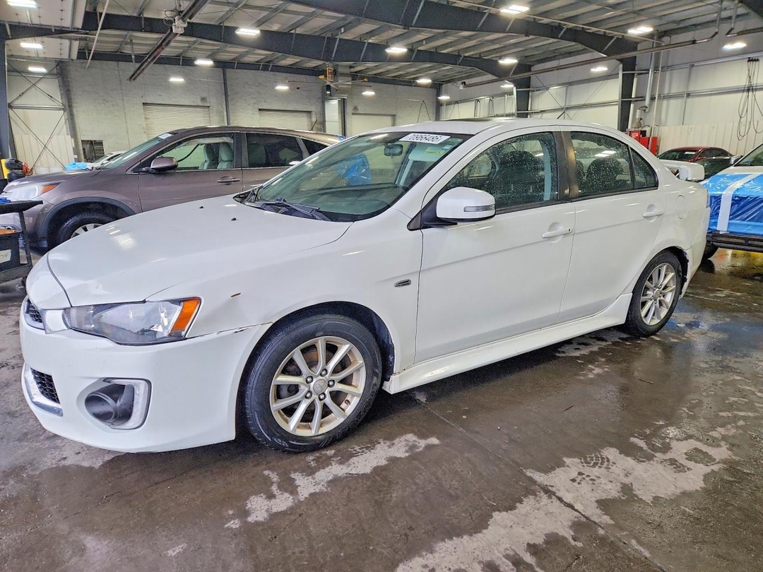 Vista de 2016 MITSUBISHI LANCER ES, ángulo 1