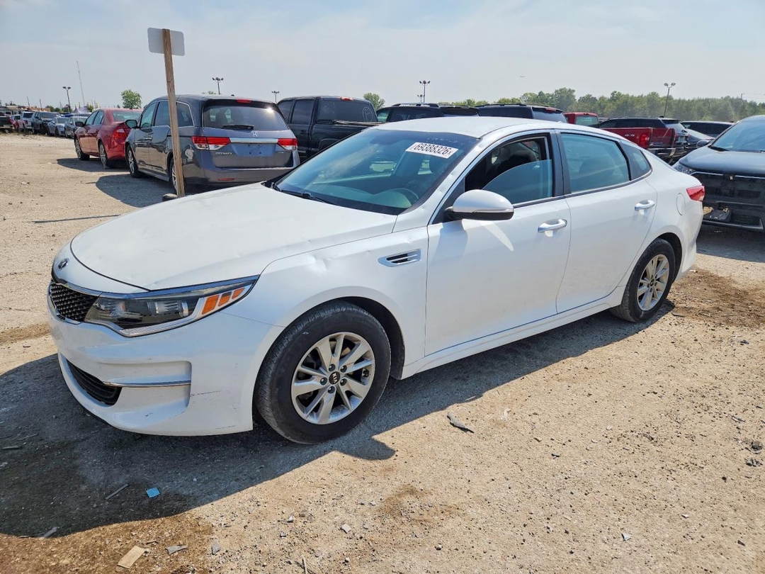 Vista de 2017 KIA OPTIMA LX, ángulo 1