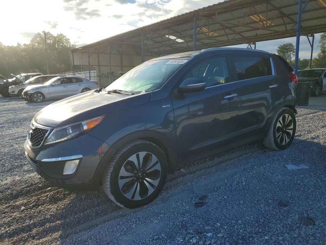 Vue de 2013 KIA SPORTAGE SX, angle 1