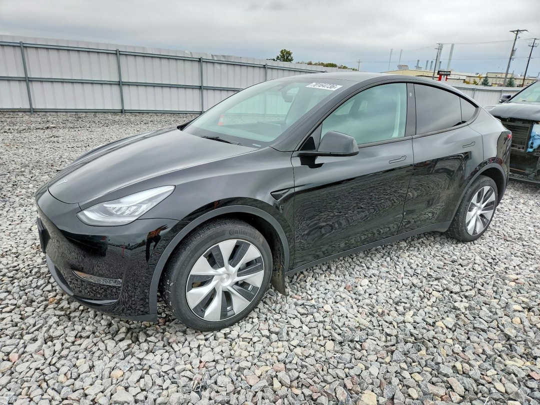 Vue de 2023 TESLA MODEL Y, angle 1