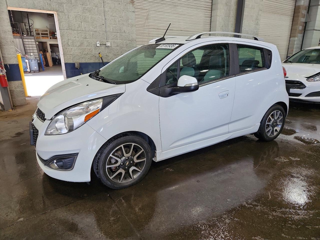 منظر 2015 CHEVROLET SPARK 2LT، زاوية 1
