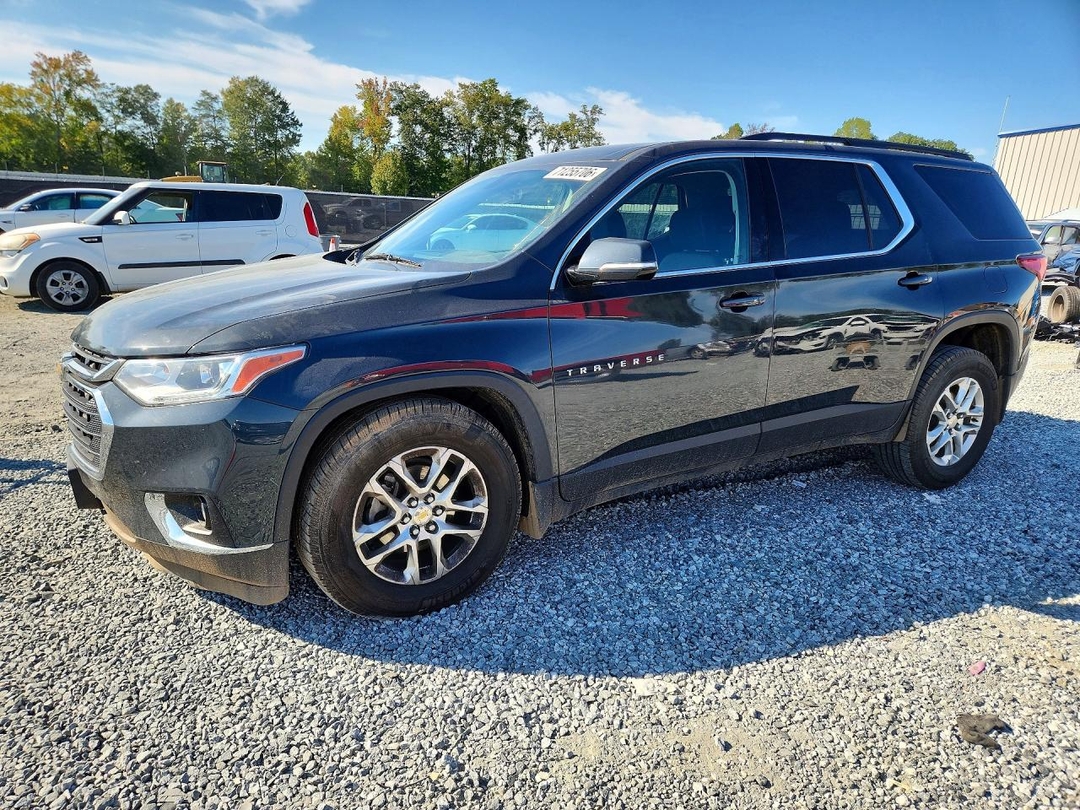 منظر 2019 CHEVROLET TRAVERSE LT، زاوية 1