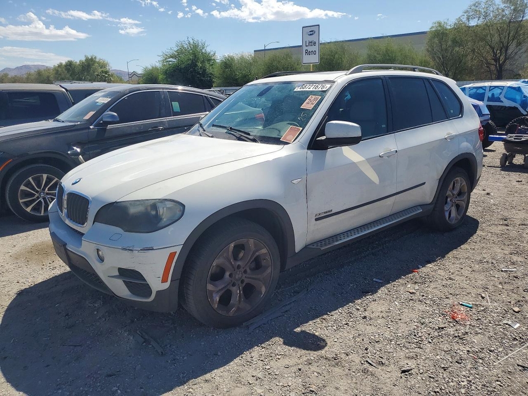منظر 2011 BMW X5 XDRIVE35I، زاوية 1