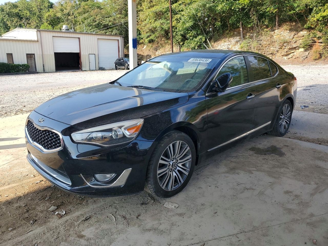 Vue de 2016 KIA CADENZA LUXURY, angle 1