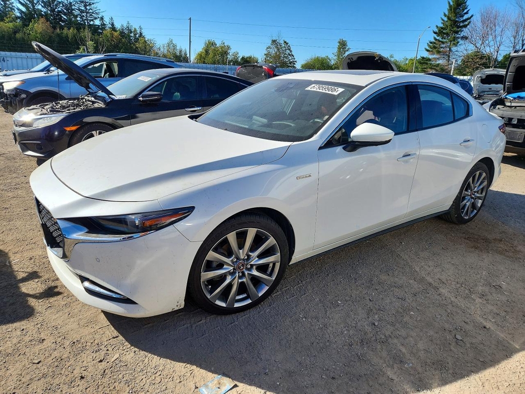 منظر 2021 MAZDA 3، زاوية 1