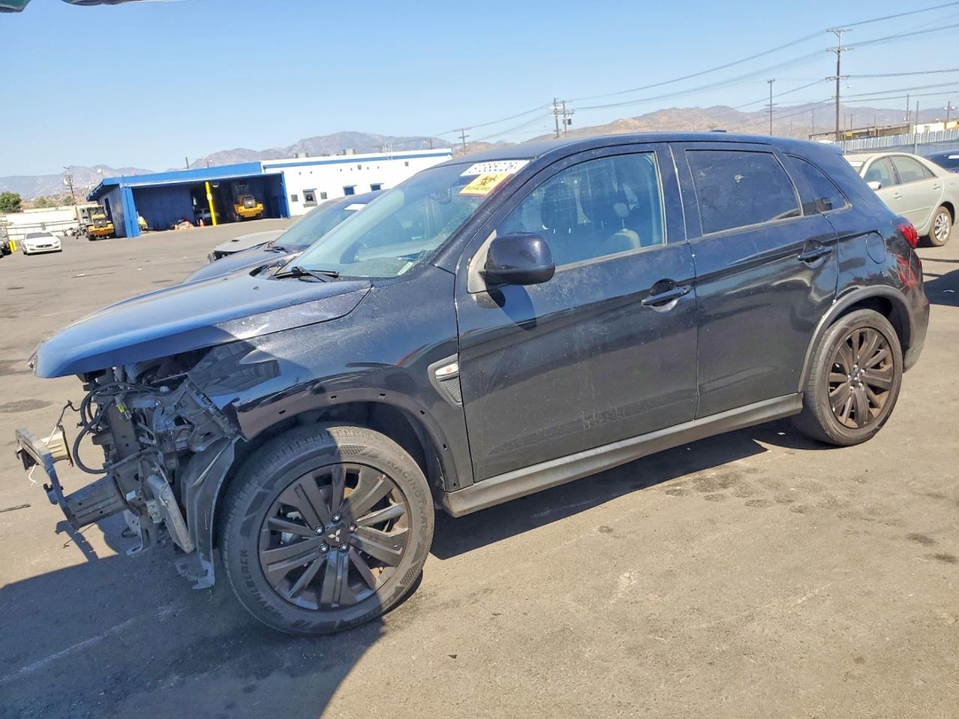 Vista de 2023 MITSUBISHI OUTLANDER SPORT S/SE, ángulo 1