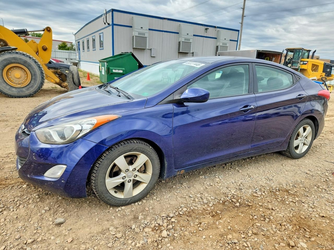Vue de 2012 HYUNDAI ELANTRA GLS, angle 1