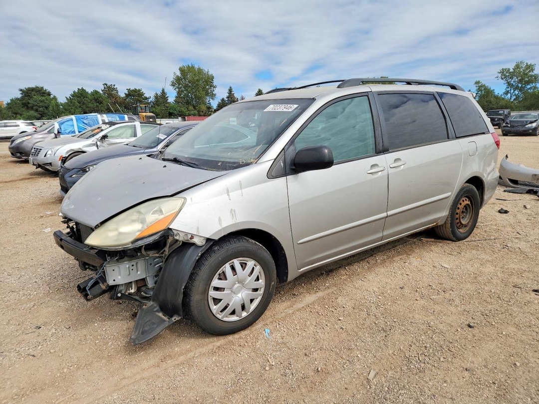 منظر 2006 TOYOTA SIENNA LE 7 PASSENGER، زاوية 1
