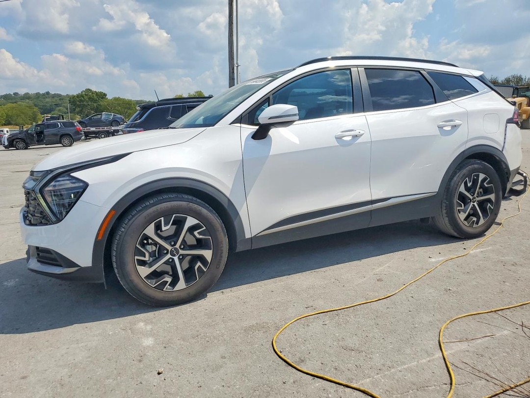 Vue de 2025 KIA SPORTAGE EX, angle 1