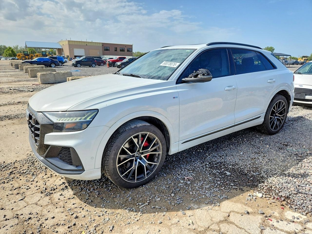 Vue de 2019 AUDI Q8 PREMIUM PLUS S-LINE, angle 1