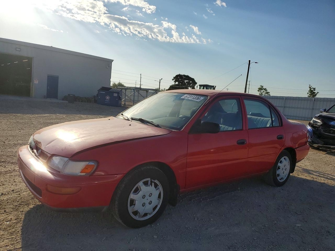 Вид 1996 TOYOTA COROLLA BASE, угол 1