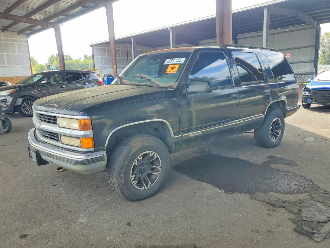Vista de 1997 CHEVROLET TAHOE K1500, ángulo 1