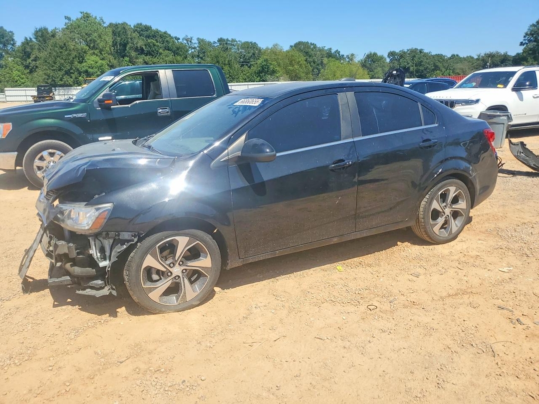 Вид 2019 CHEVROLET SONIC PREMIER, угол 1