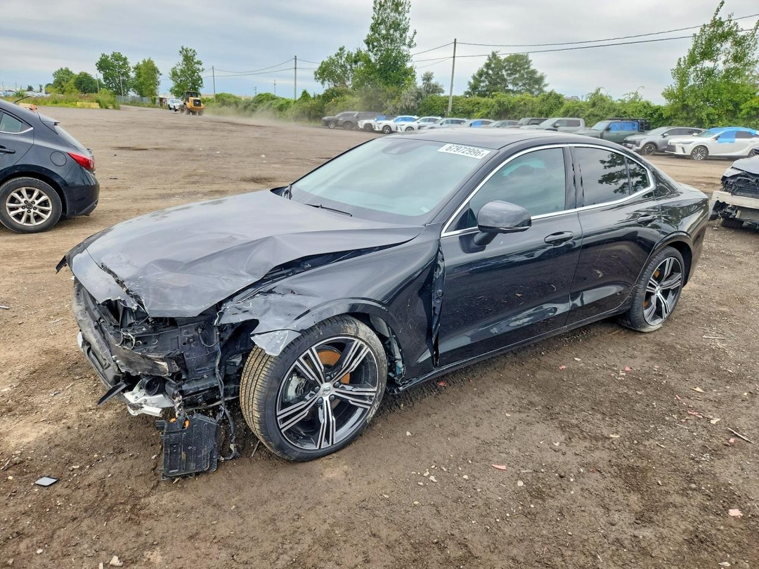 منظر 2022 VOLVO S60 B5 INSCRIPTION، زاوية 1