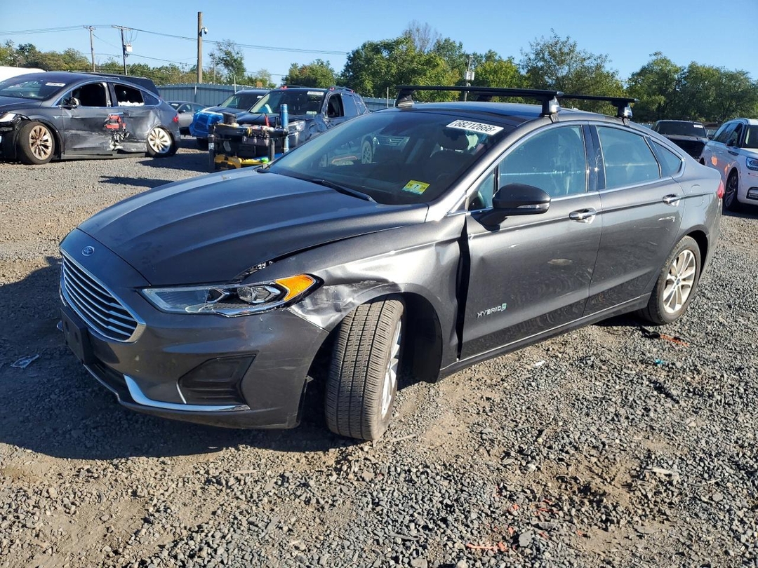 Вид 2019 FORD FUSION SEL, угол 1