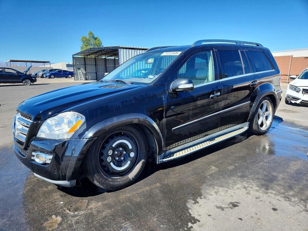 منظر 2008 MERCEDES-BENZ GL 550 4MATIC، زاوية 1