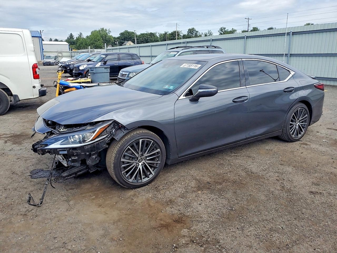 منظر 2022 LEXUS ES 350 BASE، زاوية 1