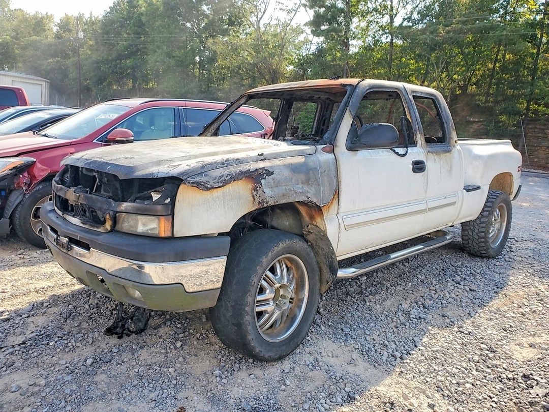 Вид 2003 CHEVROLET SILVERADO K1500, угол 1