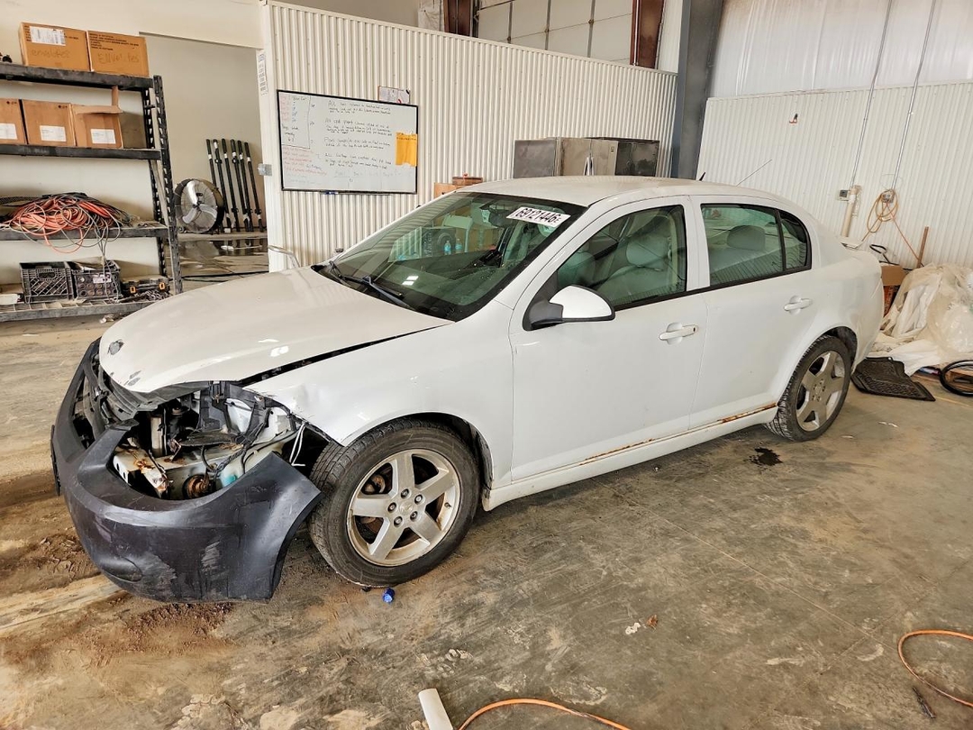 Vue de 2010 CHEVROLET COBALT 2LT, angle 1