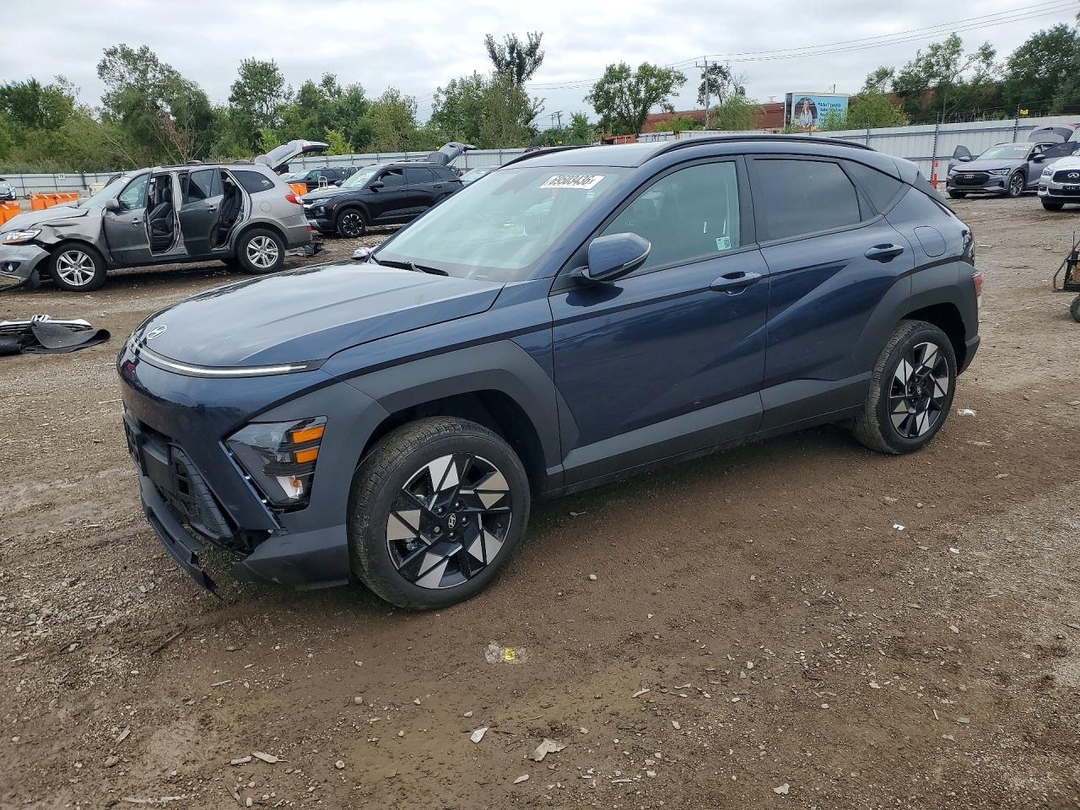Vue de 2025 HYUNDAI KONA SEL, angle 1