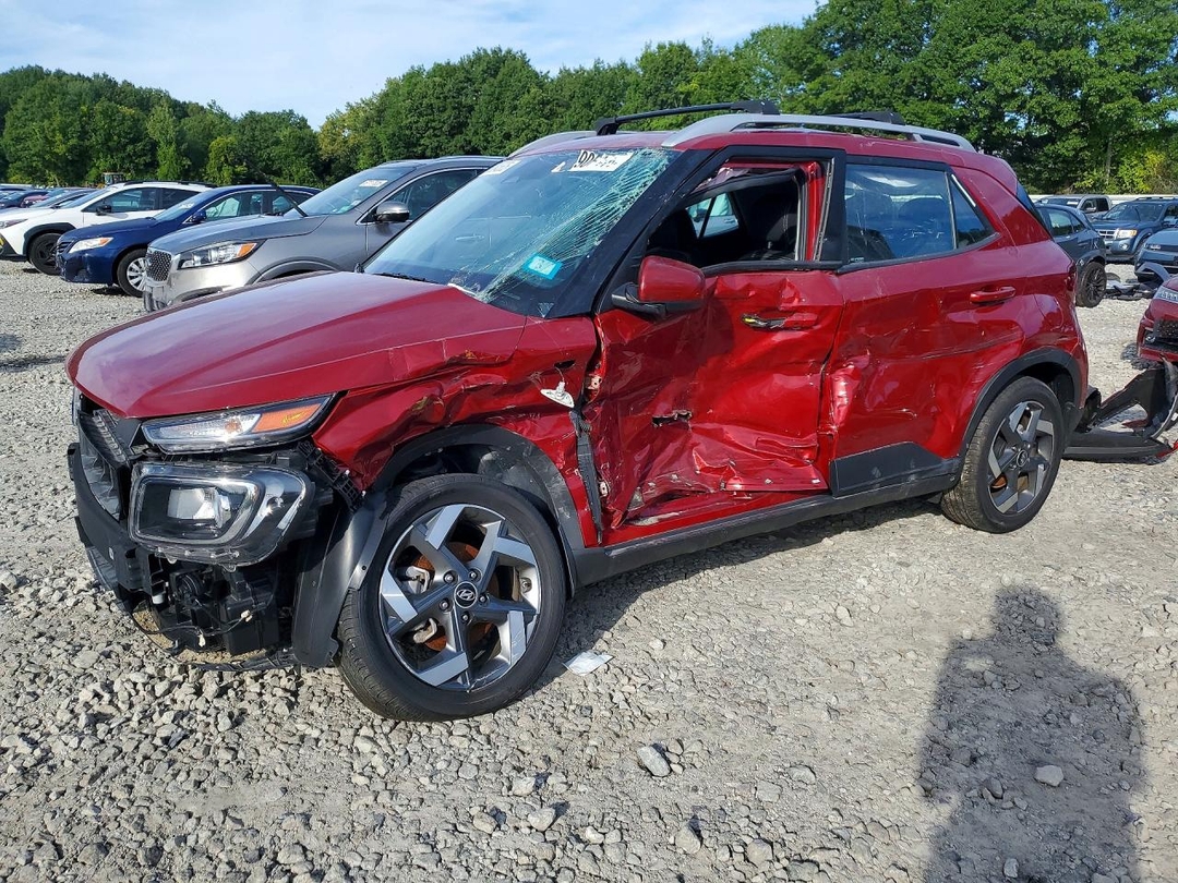 Вид 2025 HYUNDAI VENUE SEL, угол 1