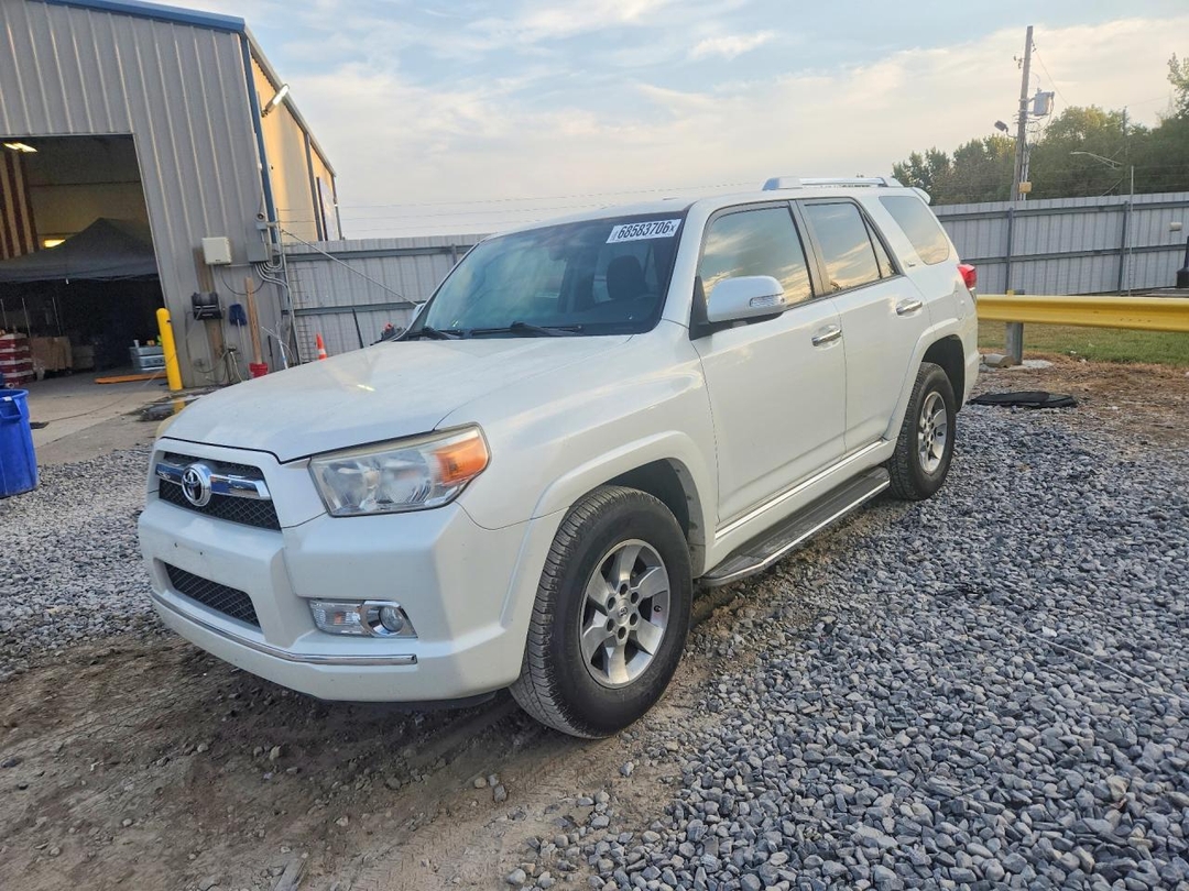 منظر 2012 TOYOTA 4RUNNER SR5، زاوية 1