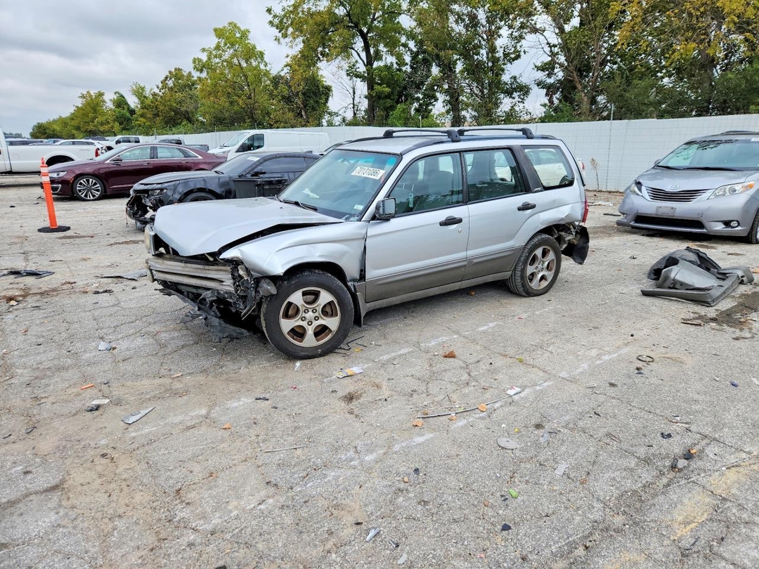 Vue de 2004 SUBARU FORESTER 2.5XS, angle 1