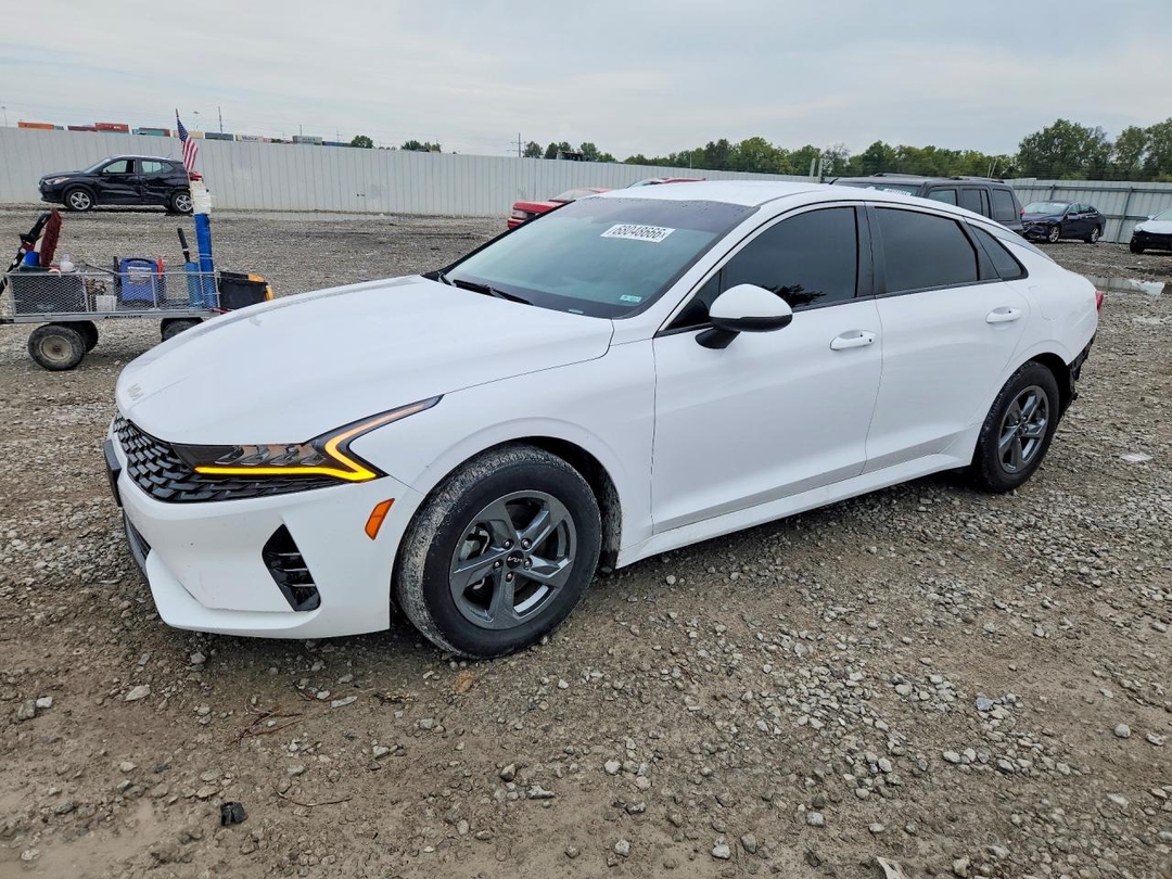 Vedere 2022 KIA K5 LXS, unghi 1