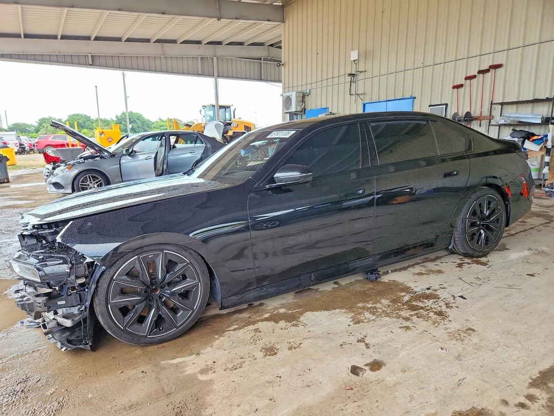 Vue de 2026 BMW I7 EDRIVE50, angle 1