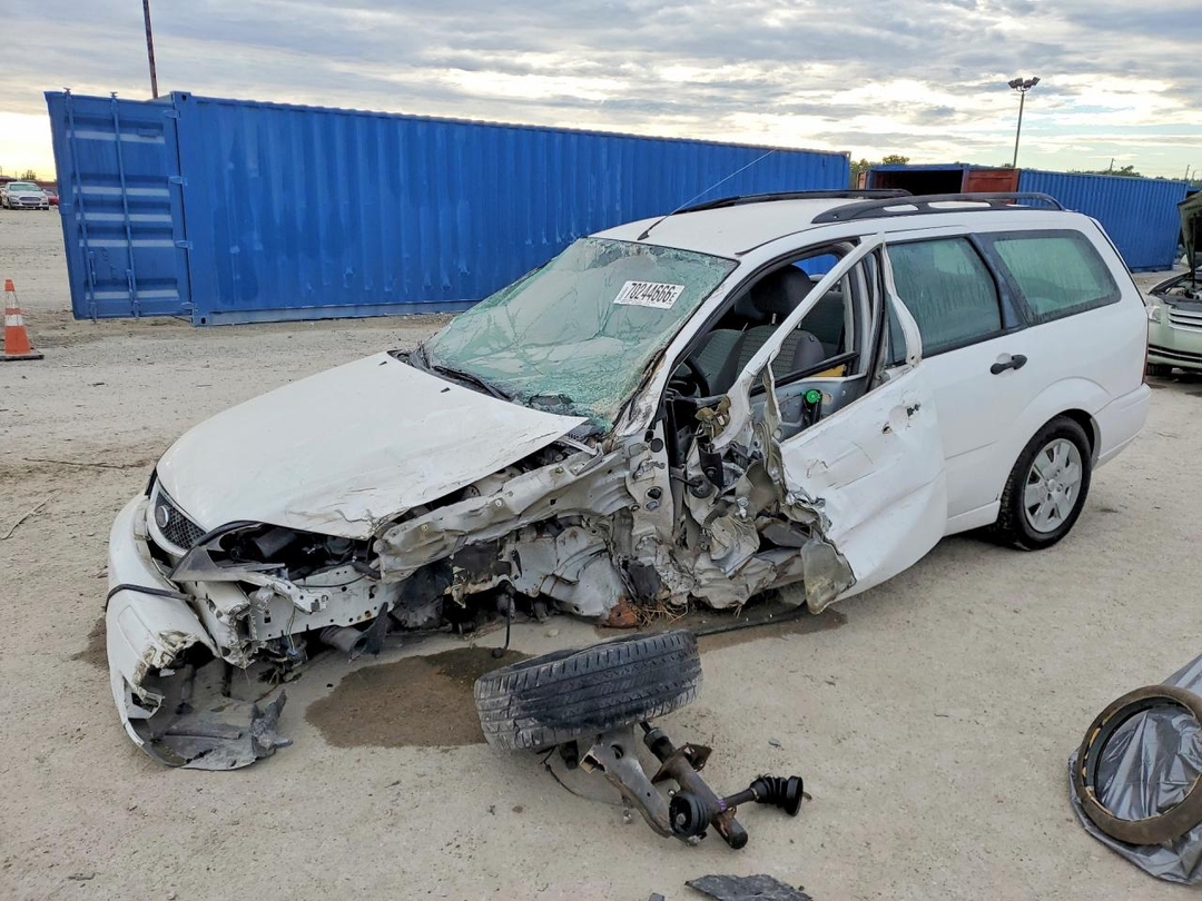 Vue de 2007 FORD FOCUS ZXW, angle 1