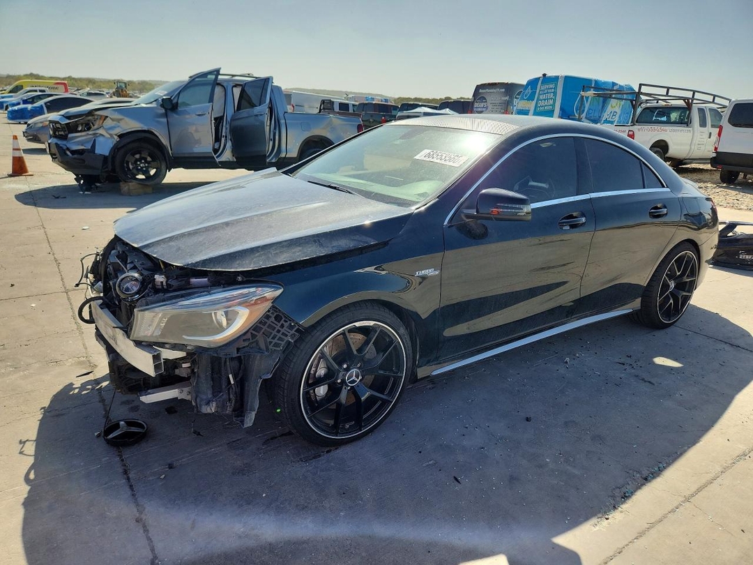 Вид 2014 MERCEDES-BENZ CLA 45 AMG, угол 1