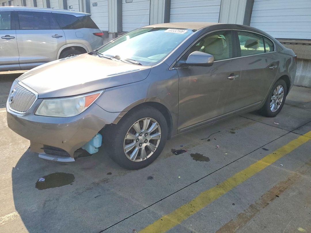 منظر 2012 BUICK LACROSSE CONVENIENCE، زاوية 1