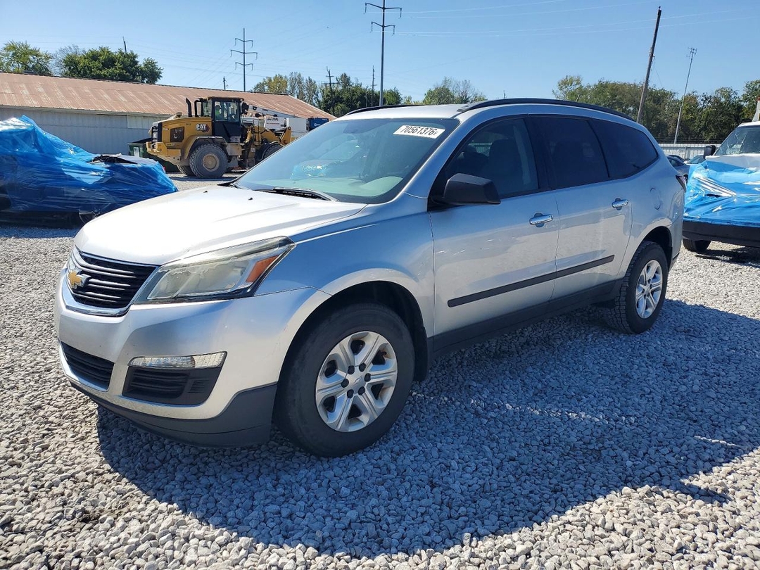 Vue de 2016 CHEVROLET TRAVERSE LS, angle 1