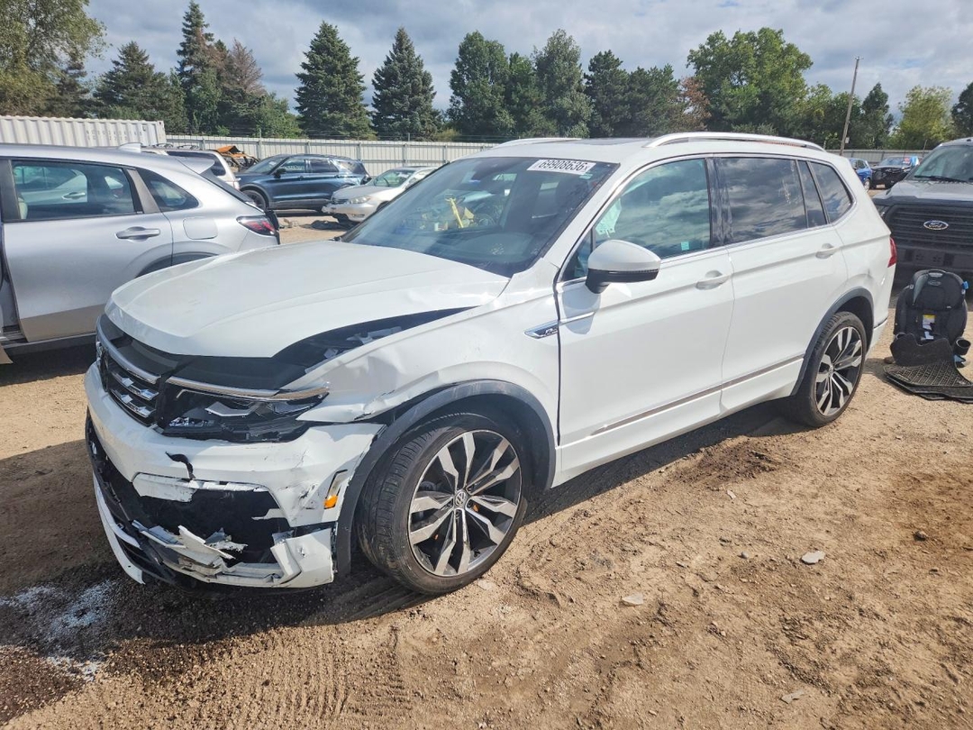 منظر 2021 VOLKSWAGEN TIGUAN SEL PREMIUM R-LINE، زاوية 1