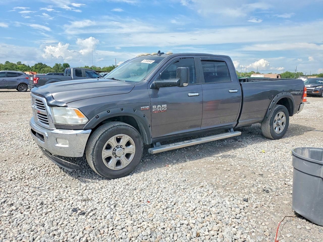 Vue de 2014 RAM 2500 SLT, angle 1