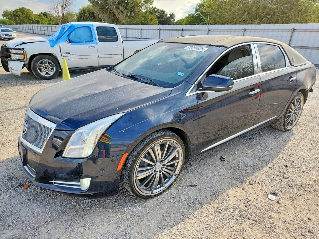 Vedere 2014 CADILLAC XTS LUXURY COLLECTION, unghi 1