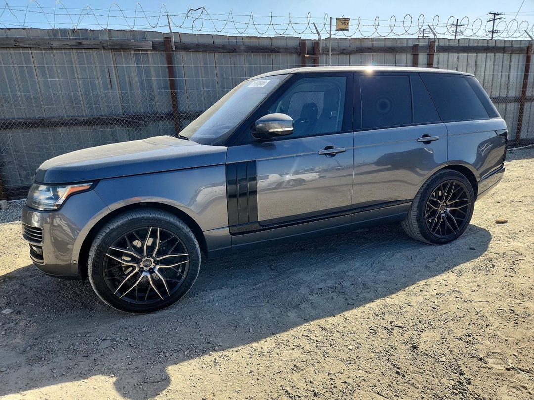 Vue de 2016 LAND ROVER RANGE ROVER HSE, angle 1