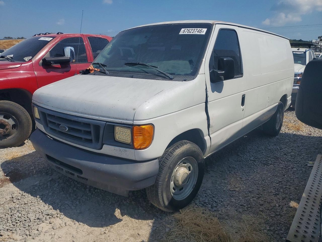 Vue de 2006 FORD E150 VAN, angle 1