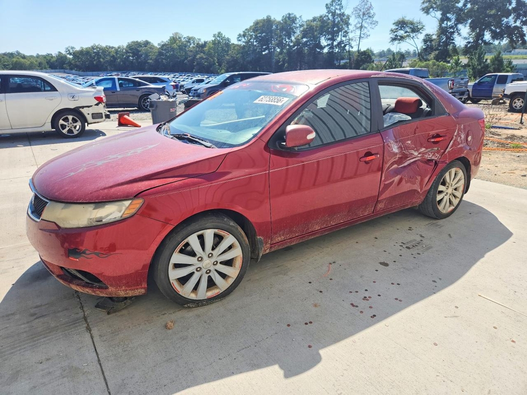 منظر 2010 KIA FORTE SX، زاوية 1