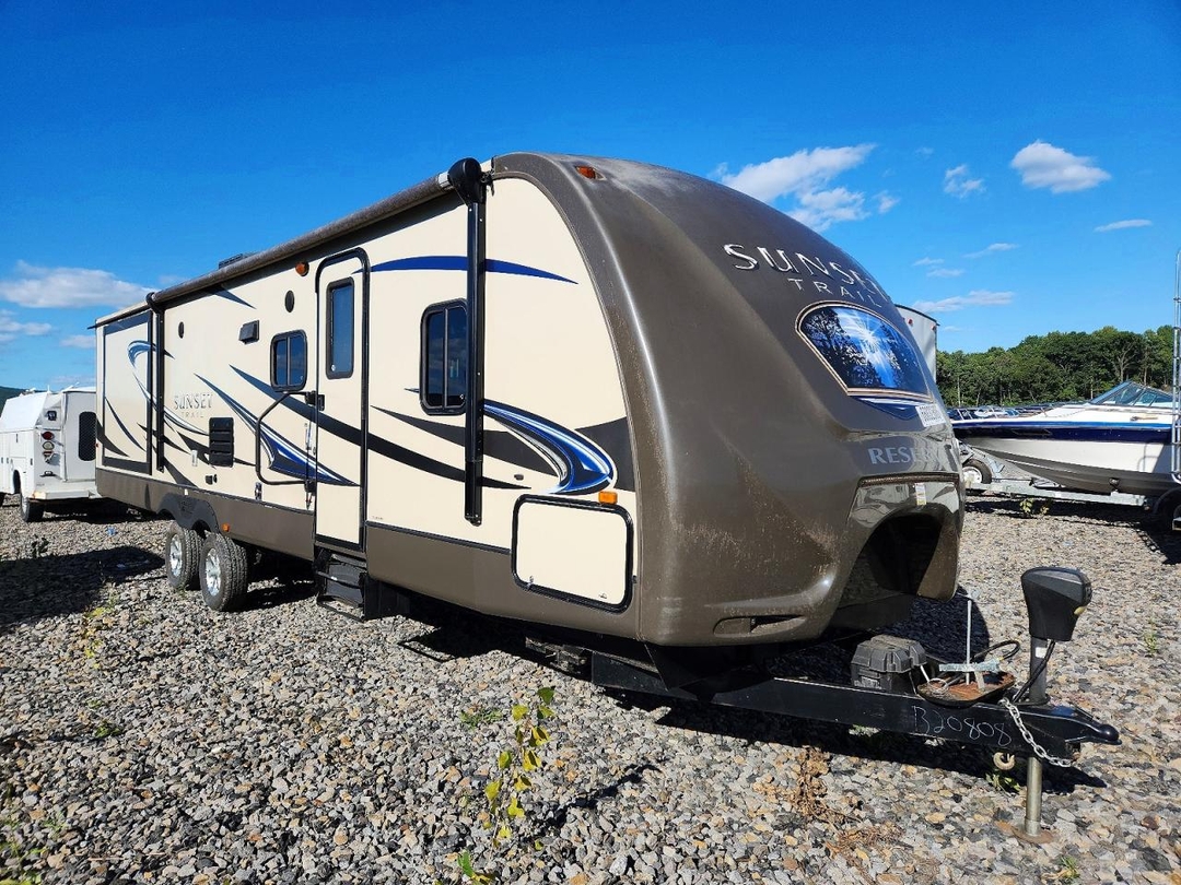Vista de 2013 CROSS ROADS SUNSET TRAIL CAMPER, ángulo 1