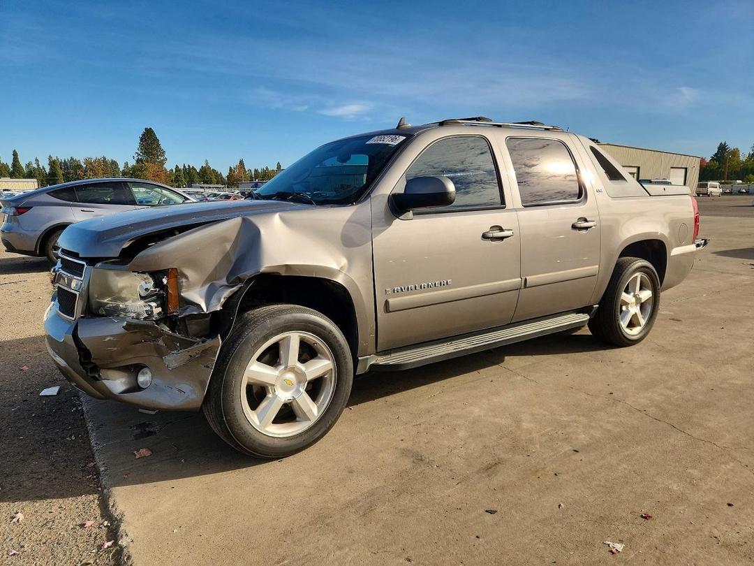 منظر 2007 CHEVROLET AVALANCHE K1500، زاوية 1