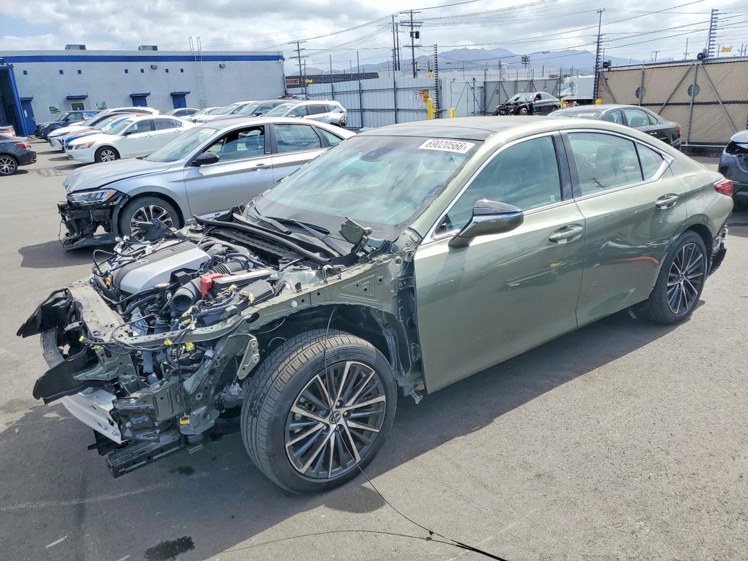 Vista de 2025 LEXUS ES 350 BASE, ángulo 1
